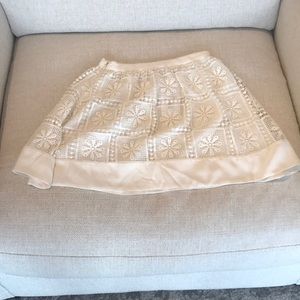 White lace skirt